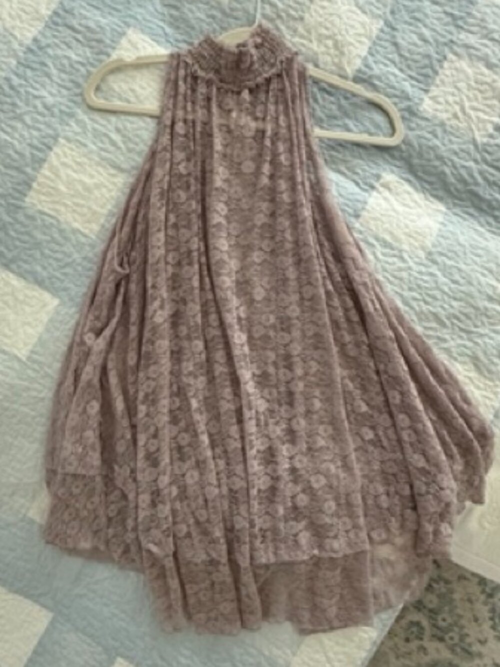 Free People Top-Stretch lace -Lavender/ mauve  M